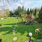 Kwiatowe Zacisze Villa *