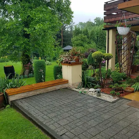 Kwiatowe Zacisze Villa *